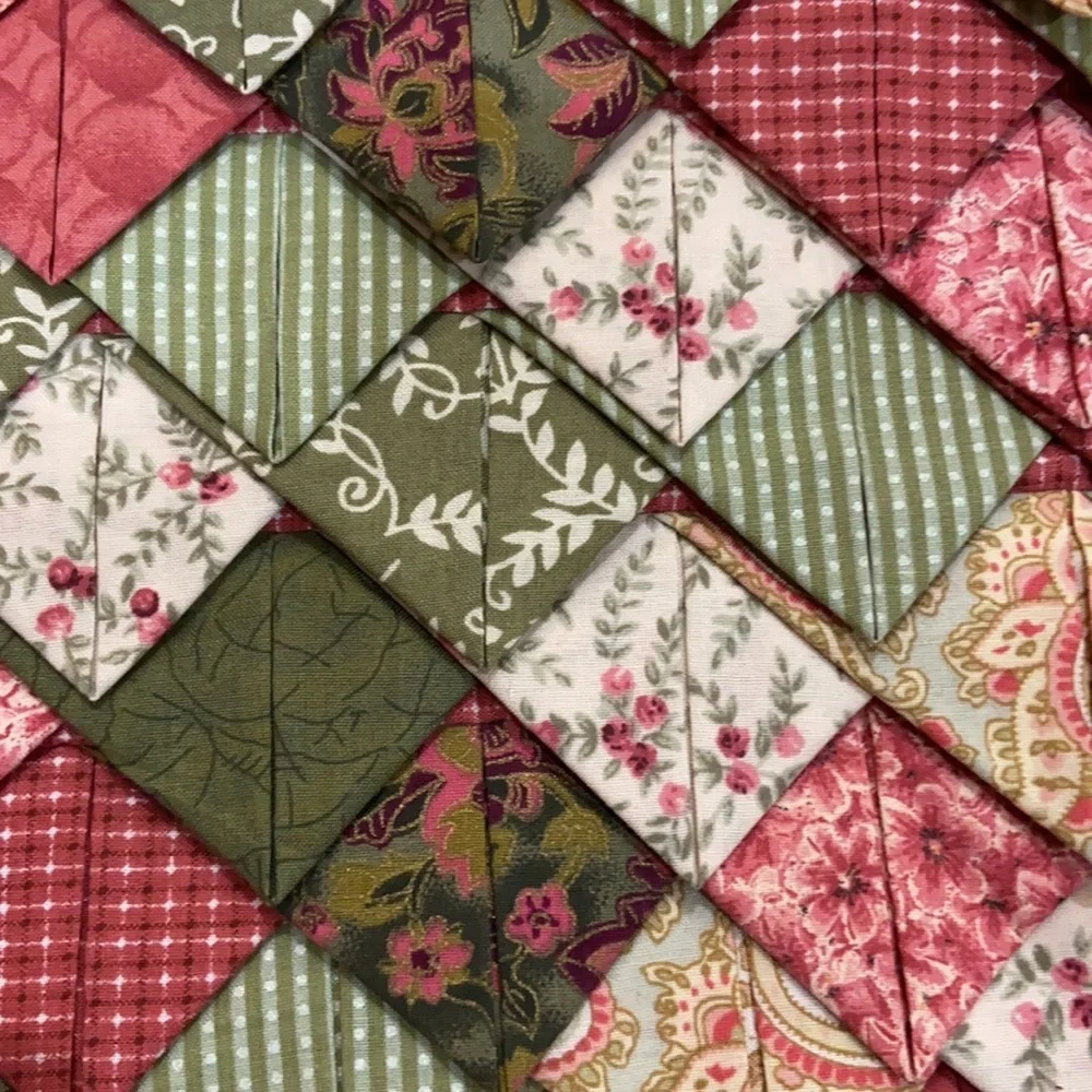 Handmade Quilt PILLOW roof tile pinpoint quilt  16 x 16”